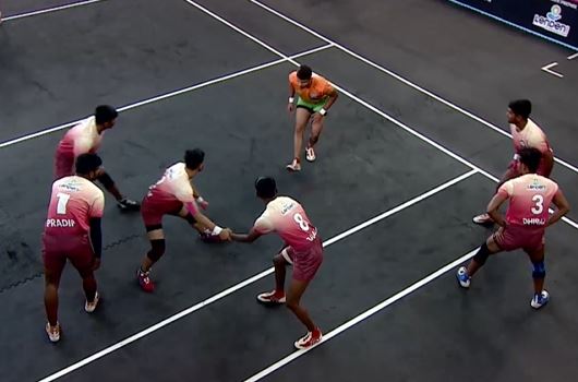 Mighty Pune overthrow meek Latur 62-20