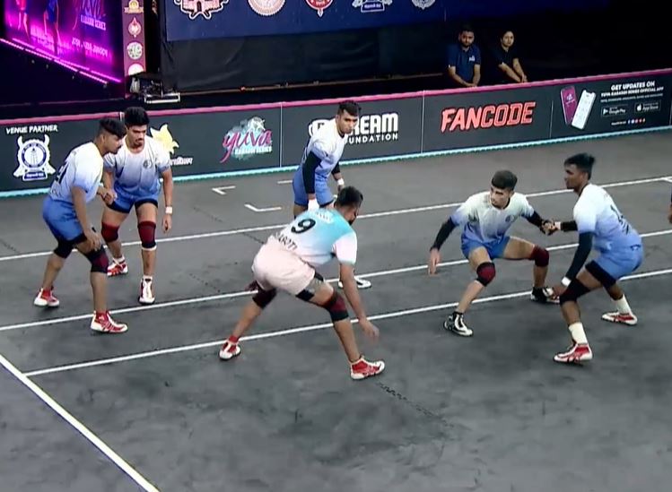 Parbhani sneak past Thane by 4 points