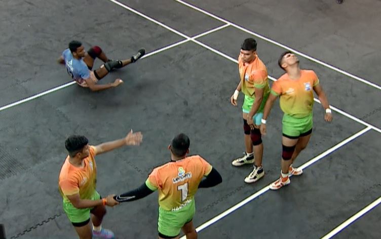 7 points! Jatin Vinde delivers a Kamaal performance