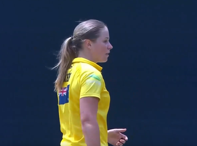 3-fer! Jess Kerr gets the better of Spirit batters