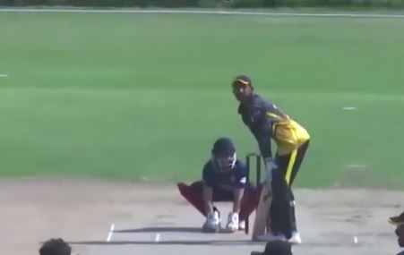 52 off 20! Sarath Vasudev plays a quickfire cameo
