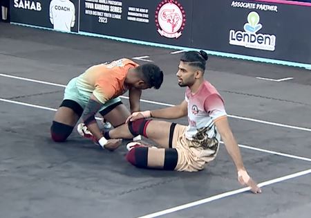 Aditya Shinde anchors Ahmednagar with his raids