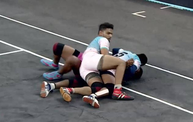 Thriller! Palghar sneak past Parbhani 34-33