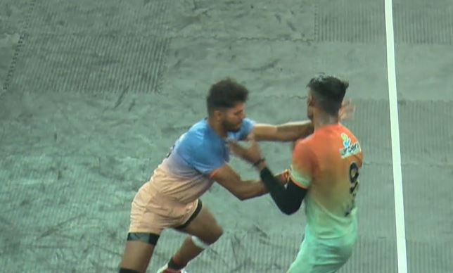 Nikhil Patil puts on a show with his raid