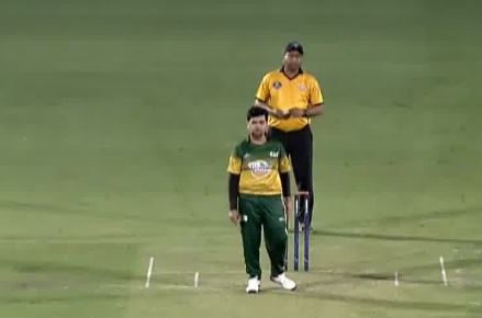 Khawaja's valiant 3-fer derails Invergy Lions