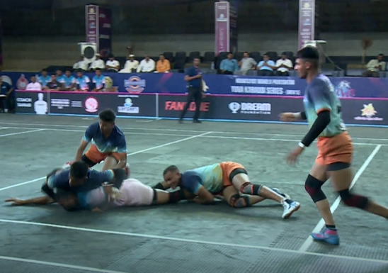 Rakesh Patil's Kamaal defence against Parbhani