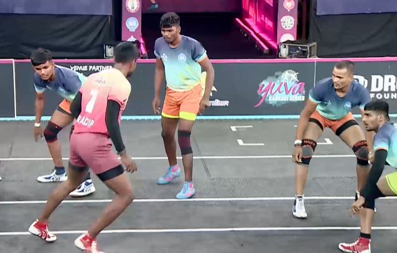 Resilient Dhule sail past Latur 46-39