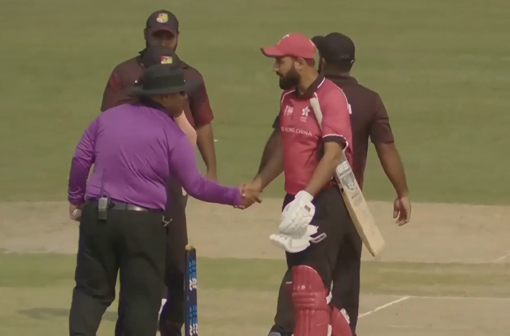 Hong Kong cruise past Singapore to register 8-wicket win