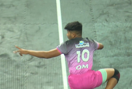 Om Patil's kamaal raid against Latur