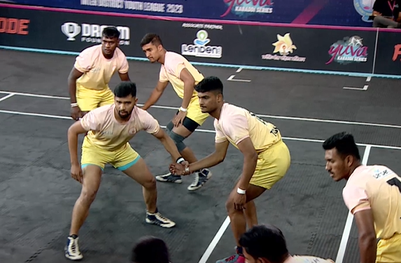 Pranav Mane's heroic tackles against Kolhapur