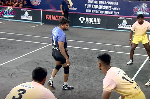 Prashant Jadhav's fiery raids against Sangli