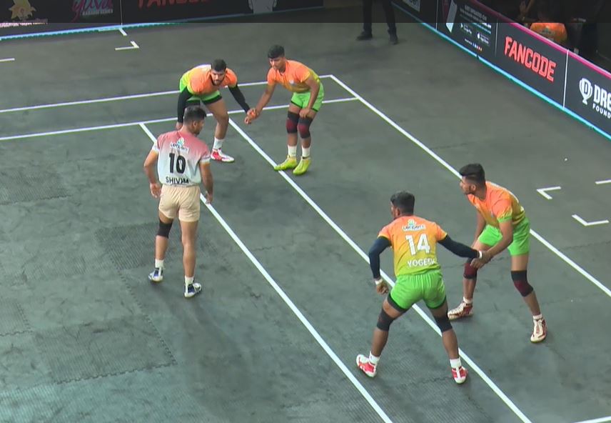 Shivam Patare's brilliant raids dismantle Pune