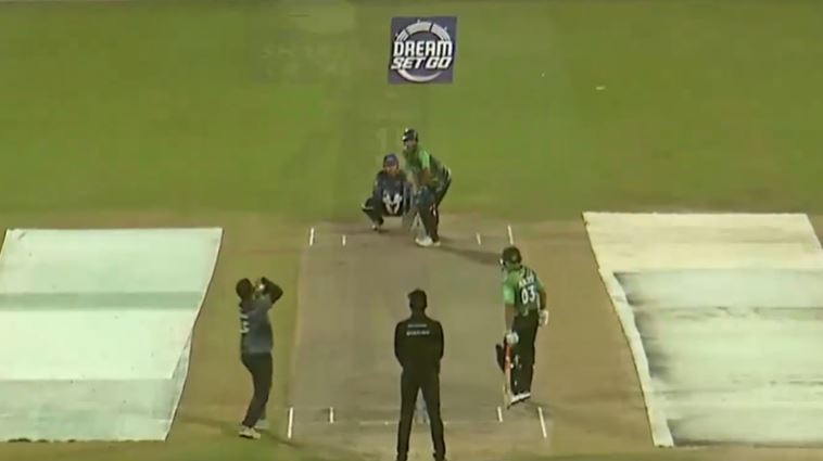 3-fer! Tariq Mehmood chastens Khandan XI