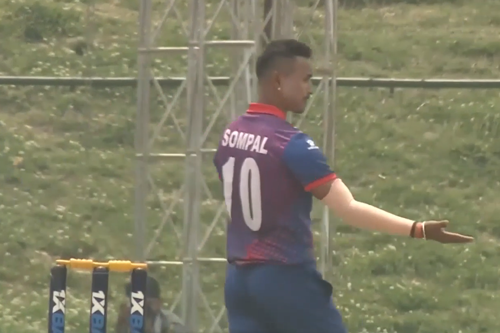 3-fer! Sompal Kami blows Malaysia to bits