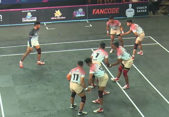 Mumbai Upnagar and Ahmednagar's contest end in a tie