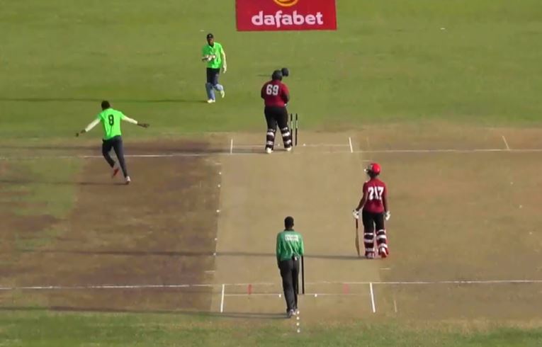 All out for 30! Rangers demolish Rockets