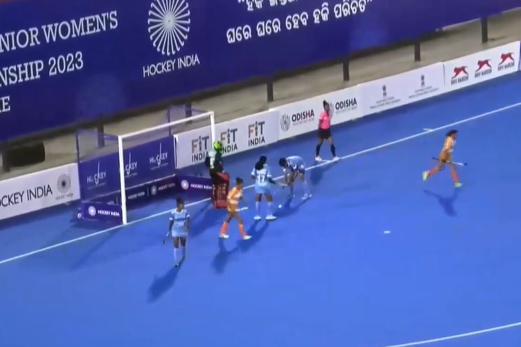 Karnataka edge past Maharashtra 3-2 in a jaw-dropping contest