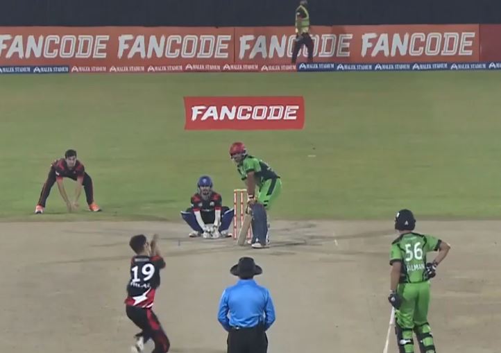 57 off 32! Asif Khan powers Fujairah's charge