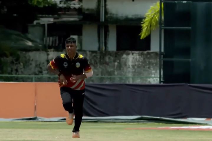 3 for 8! Ajayaghosh N S delivers a disciplined spell