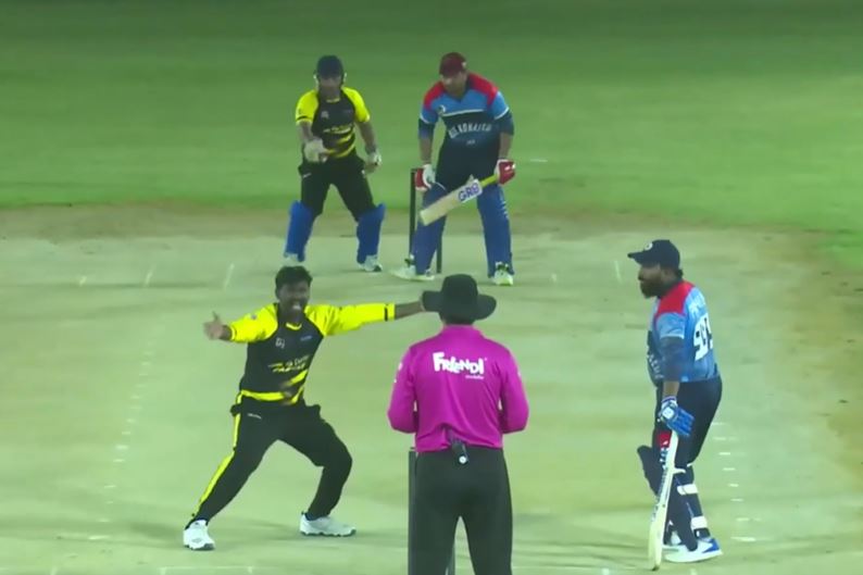 3 for 12! John Peter delivers with the ball