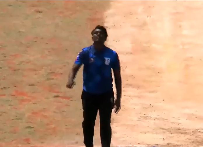 4 for 8! Mathan M inspires Warriors' fightback