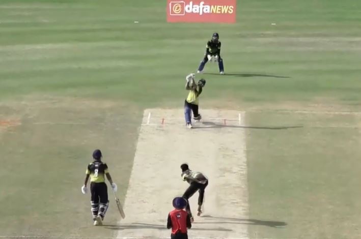 9 Sixes! Salman Nizar's whopping 76