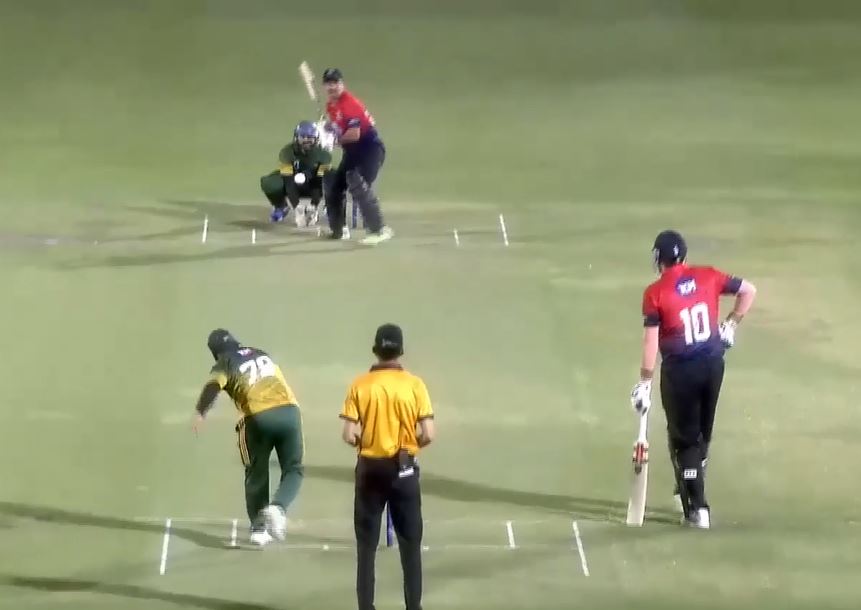 Qaiser Maharvi spins his web with a 3-fer