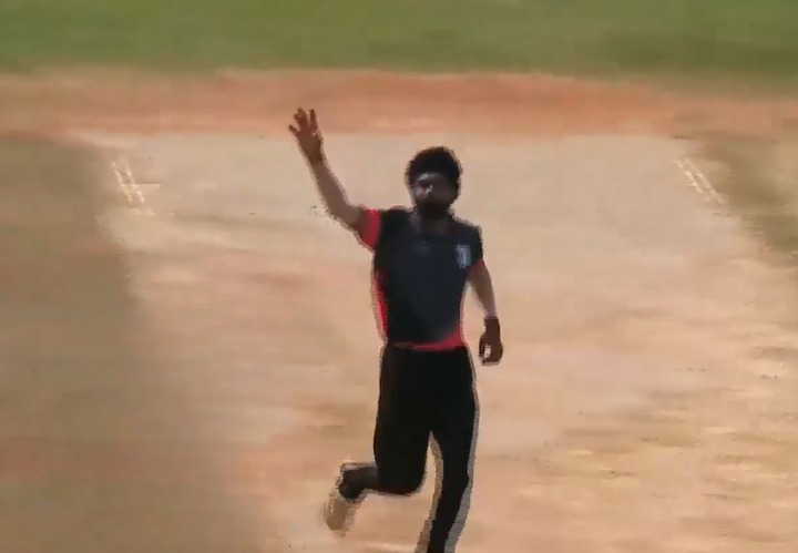 Rishi Raut runs ring around Warriors with 4/9