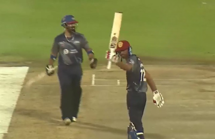 Qamar Awan's blazing 61 gives Karwan CC a great start