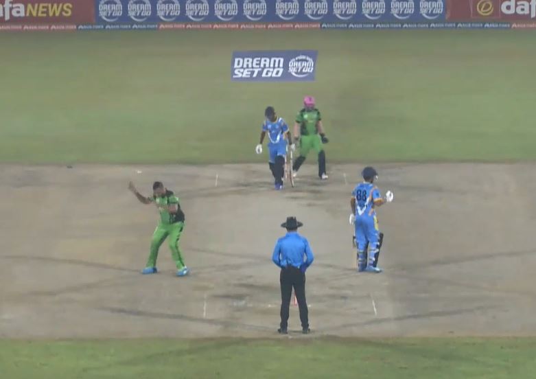 Umair Ali jolts Emirates Blues' innings with a 3-fer
