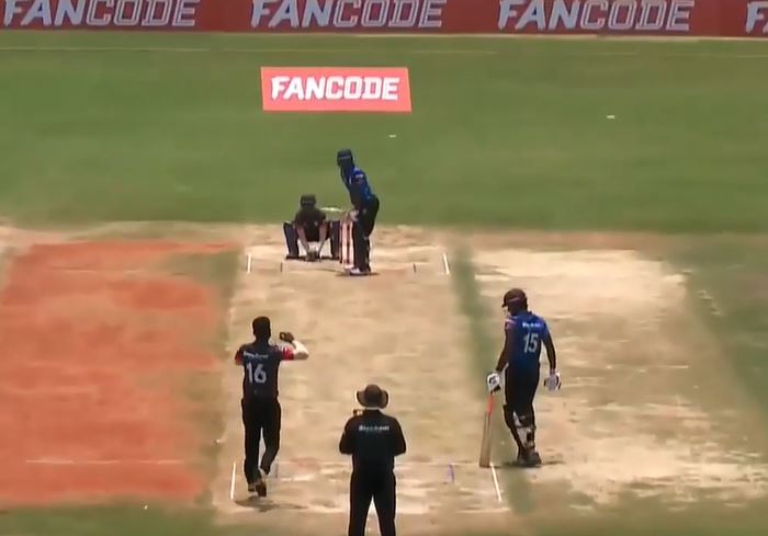 Baskaran Surender spins his web with 3/22
