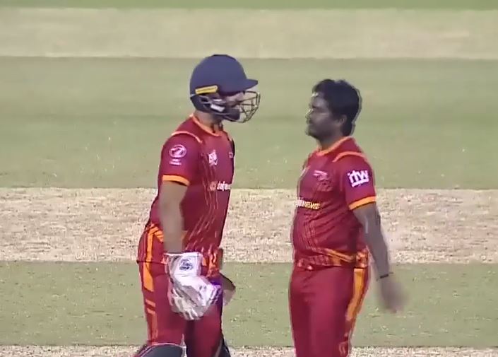 Emirates Red sink Emirates Blues by 22 runs
