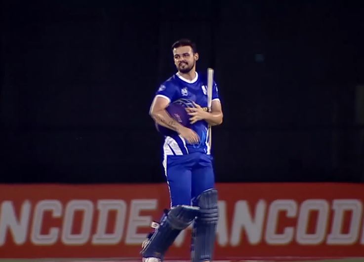 Abu Dhabi edge past Dubai by 9 runs
