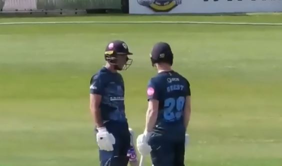Wayne Madsen anchors Derbyshire with his 57