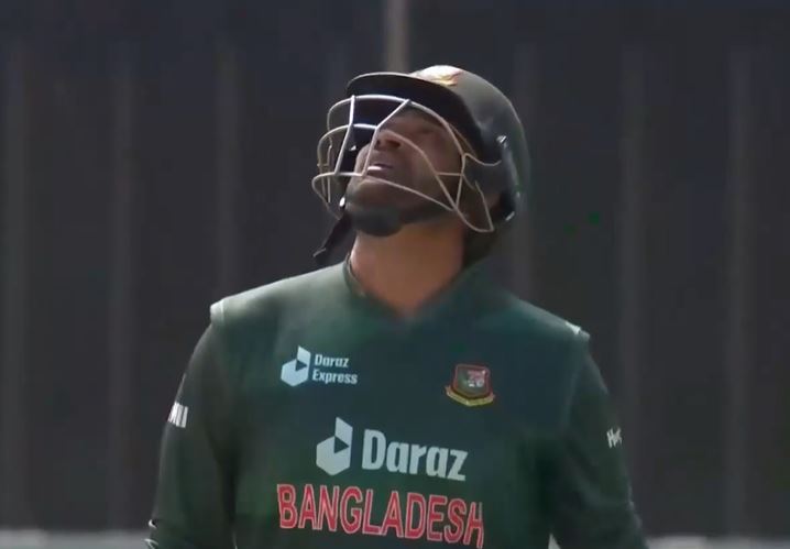 Tamim Iqbal powers BAN to 274 with his 69