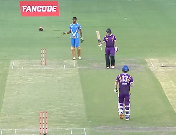 6 Fours, 3 Sixes! Abdul Shakoor's quickfire knock of 50