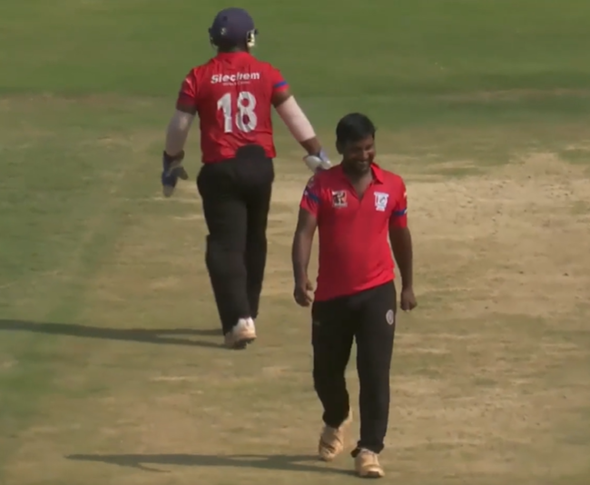 Krishnakumar S spins his web with a 3-fer