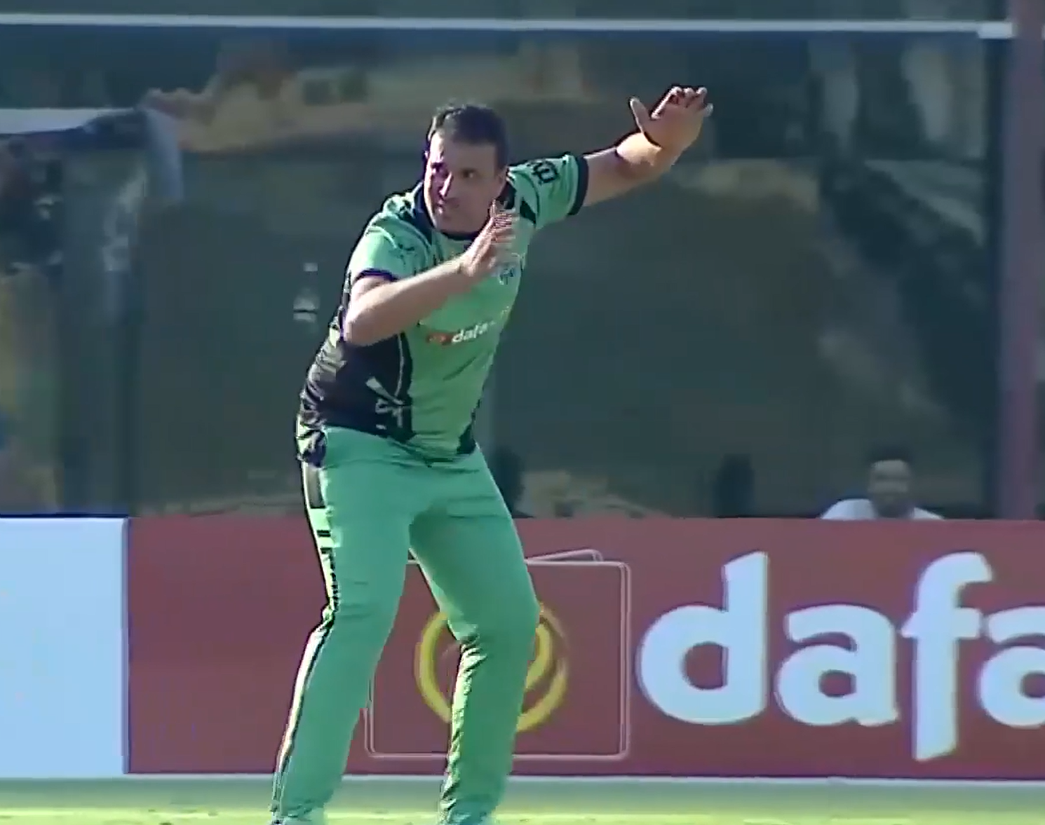 3/10! Umair Ali runs rings around Ajman