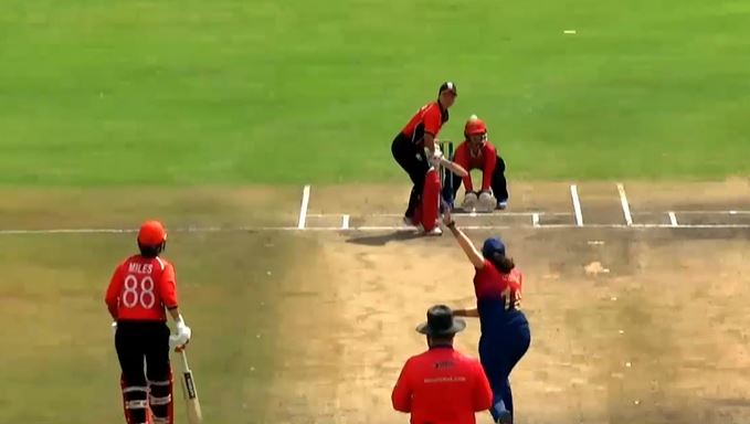 3-fer! Esha Oza runs rings around Hong Kong