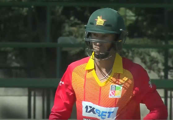 6444! Sean Williams takes Shahnawaz Dahani for a ride
