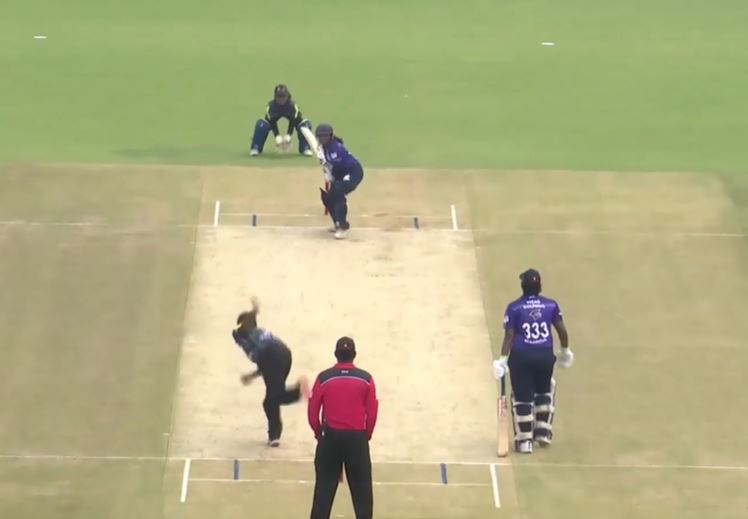 Vizianagaram Royals humble Vizag Dolphins by 7 wickets