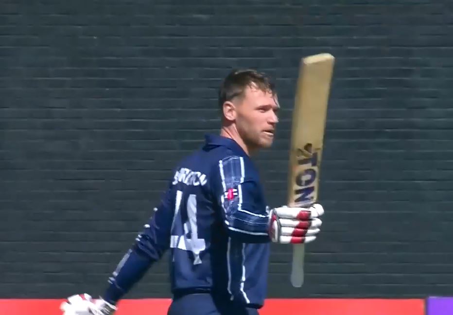 Sublime Richie Berrington unleashes on UAE with 127