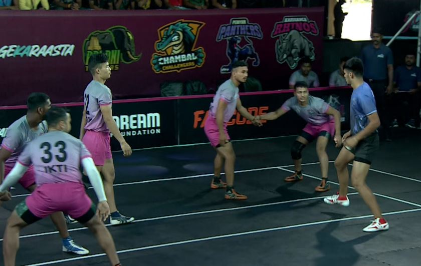 9 Raid points! Jai Veer leads from the front