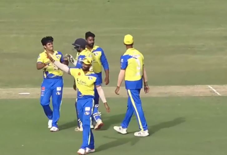 Optimistic Nashik outclass Solapur by 82 runs