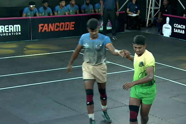 Mukeshkannan returns with 4 Raid points