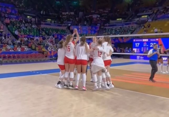 Volleyball Nations League – Women: Dominican Republic v Poland – Highlights