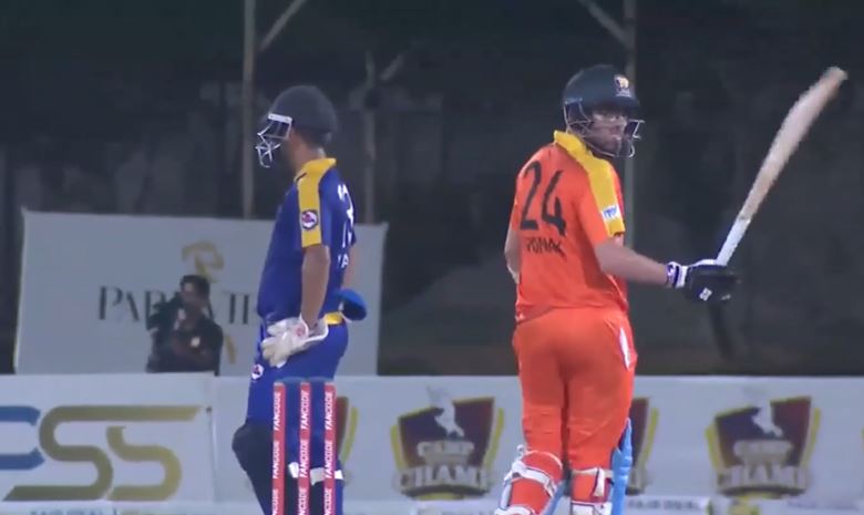 85 off 30! Ronak Panoly unfurls towering sixes