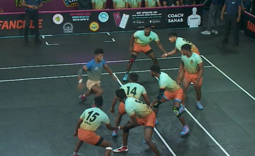 8 Successful Raids! K Harish lights up for Nilgiri Knights