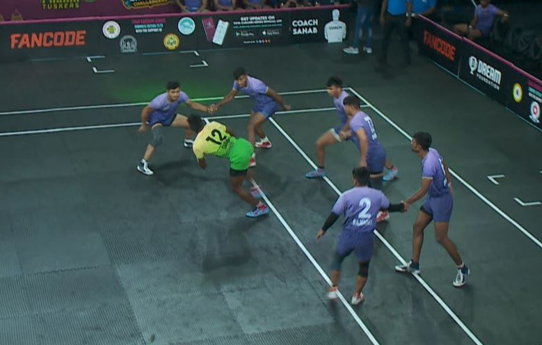 10 Raid points! S Sanjeevi continues his purple patch