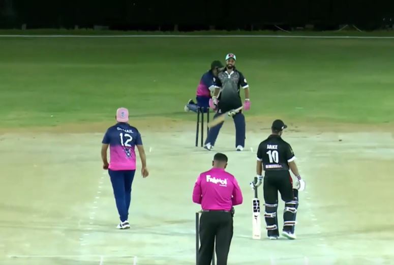 3 for 12! Sohail Ahmed's disciplined spell